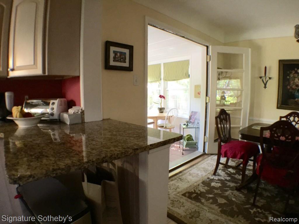 66 Devonshire Road Pleasant Ridge, MI 48069 - Photo 10 of 31 Open Layout