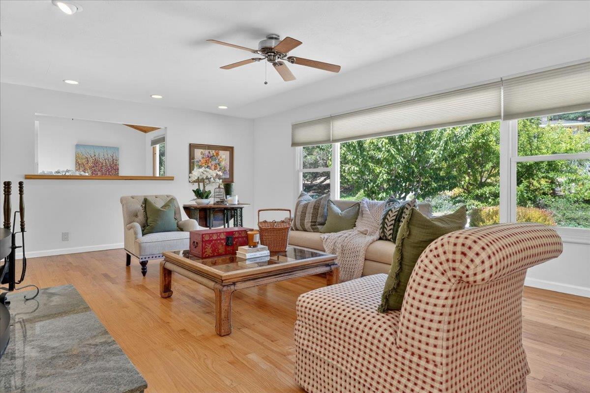 70 Corral De Tierra Road Salinas, CA 93908 - Photo 7 of 52
