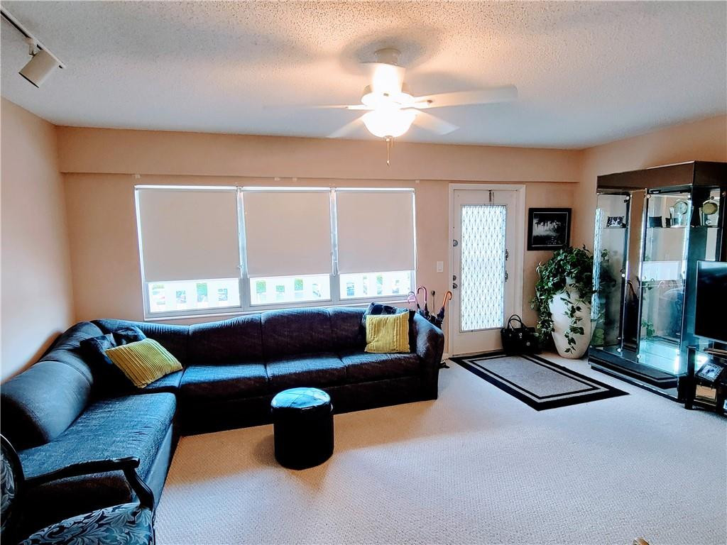 199 Preston Way, Unit 199 Boca Raton, FL 33434 - Photo 9 of 12 Photo 9