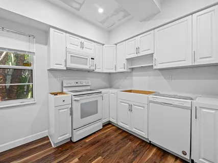 $1,299,000 | 1640 Northeast 4th Place, Fort Lauderdale, FL 33301