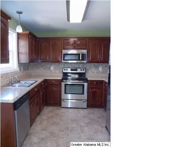 2501 Chelsea Way Warrior, AL 35180 - Photo 8 of 12