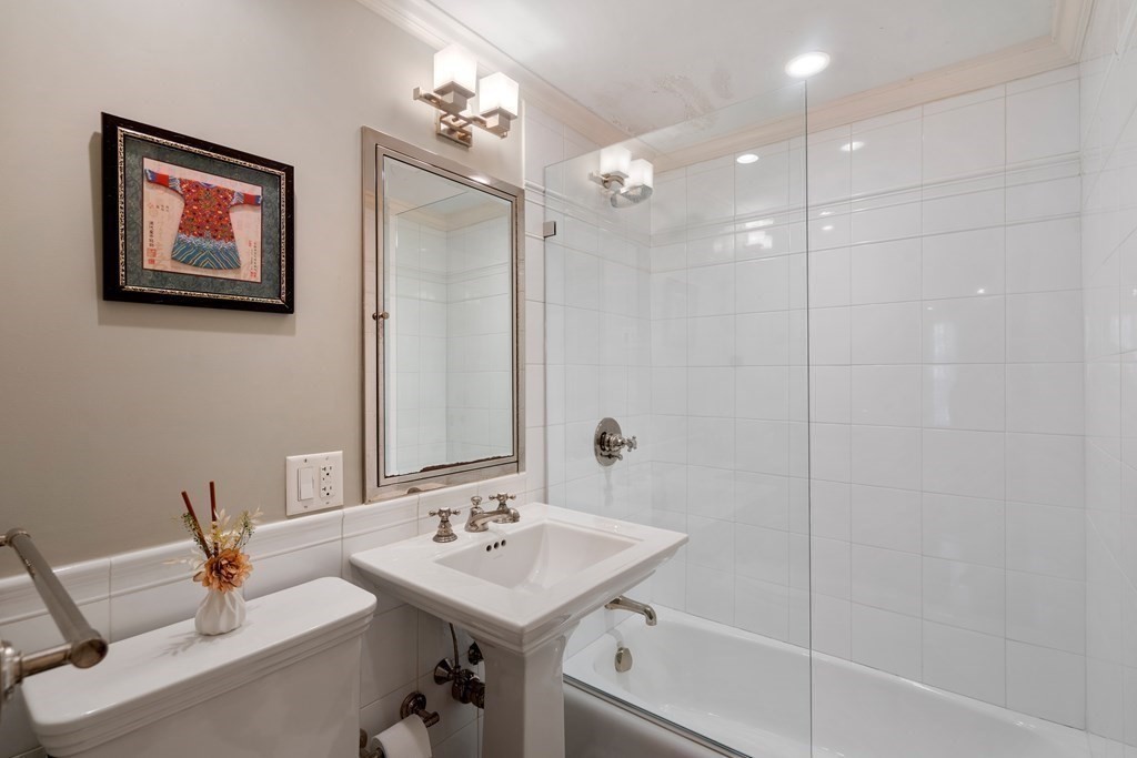90 Commonwealth Avenue, Unit 7 Boston, MA 02116 - Photo 12 of 16