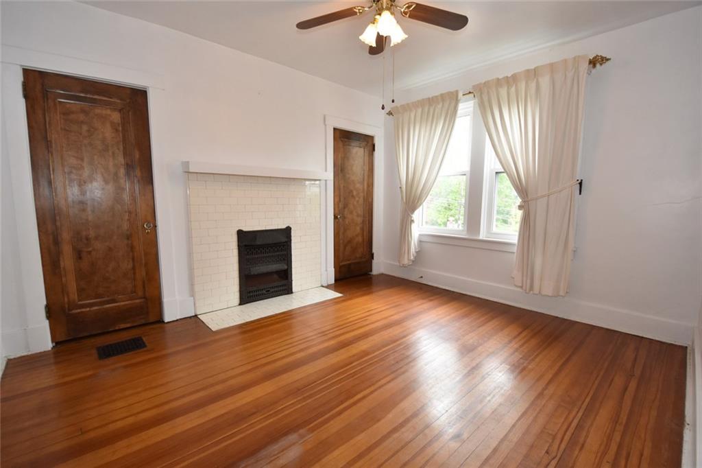 1460 McFarland Road Pittsburgh, PA 15216 - Photo 12 of 20 Gallery Image 12