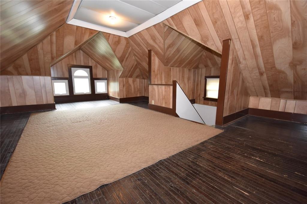 1460 McFarland Road Pittsburgh, PA 15216 - Photo 15 of 20 Gallery Image 15