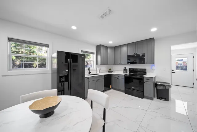 $230,000 | 2403 Country Club Drive, Tallahassee, FL 32301