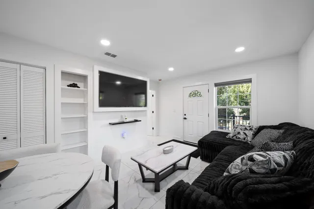 $230,000 | 2403 Country Club Drive, Tallahassee, FL 32301