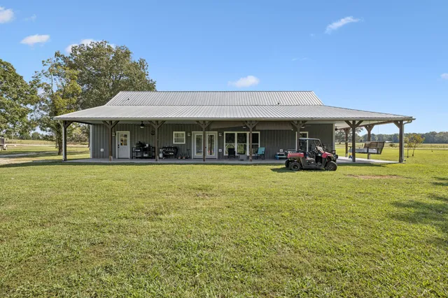 $475,000 | 4108 Summertown Highway, Summertown, TN 38483