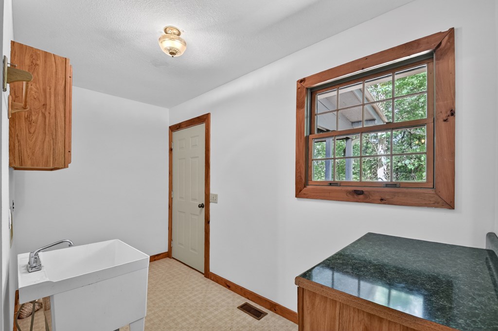37 River Ridge Lane Blue Ridge, GA 30513 - Photo 17 of 40 Gallery Image 17