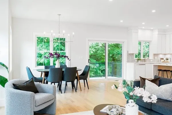 $10,000 | 35 John Street, Unit 35, Newton, MA 02459