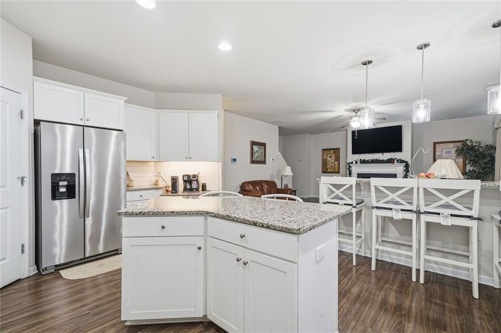 151 Prominence Court Canton, GA 30114 - Photo 6 of 43