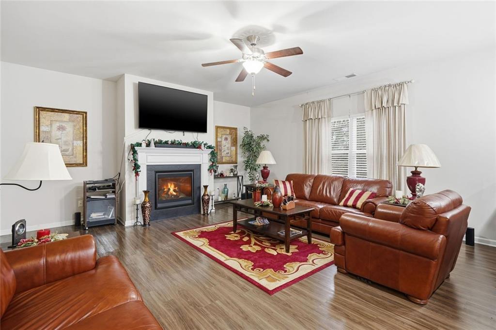 151 Prominence Court Canton, GA 30114 - Photo 9 of 43