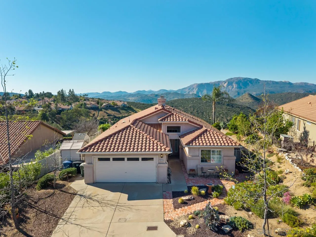 2618 Columbine Road Alpine, CA 91901 - Photo 62 of 68 Exterior Front