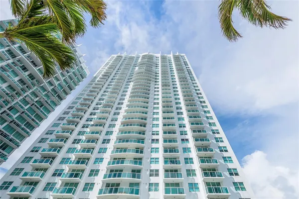 a view of a tall building