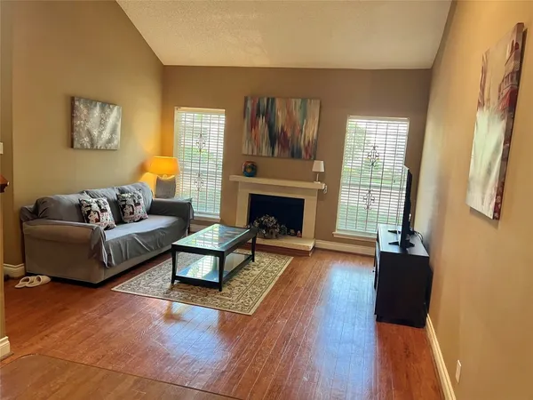 $1,850 | 1962 Augusta Drive, Houston, TX 77057