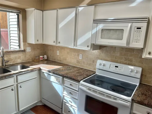 $1,850 | 1962 Augusta Drive, Houston, TX 77057