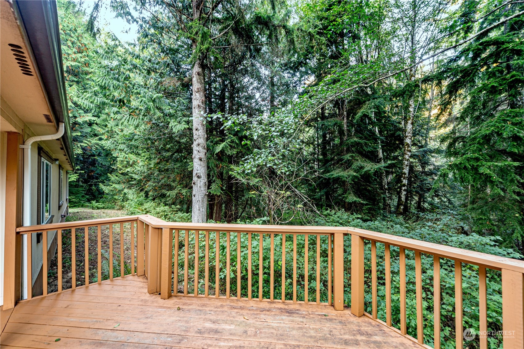26480 Port Gamble Road Northeast Kingston, WA 98346 - Photo 6 of 31 Gallery Image 6