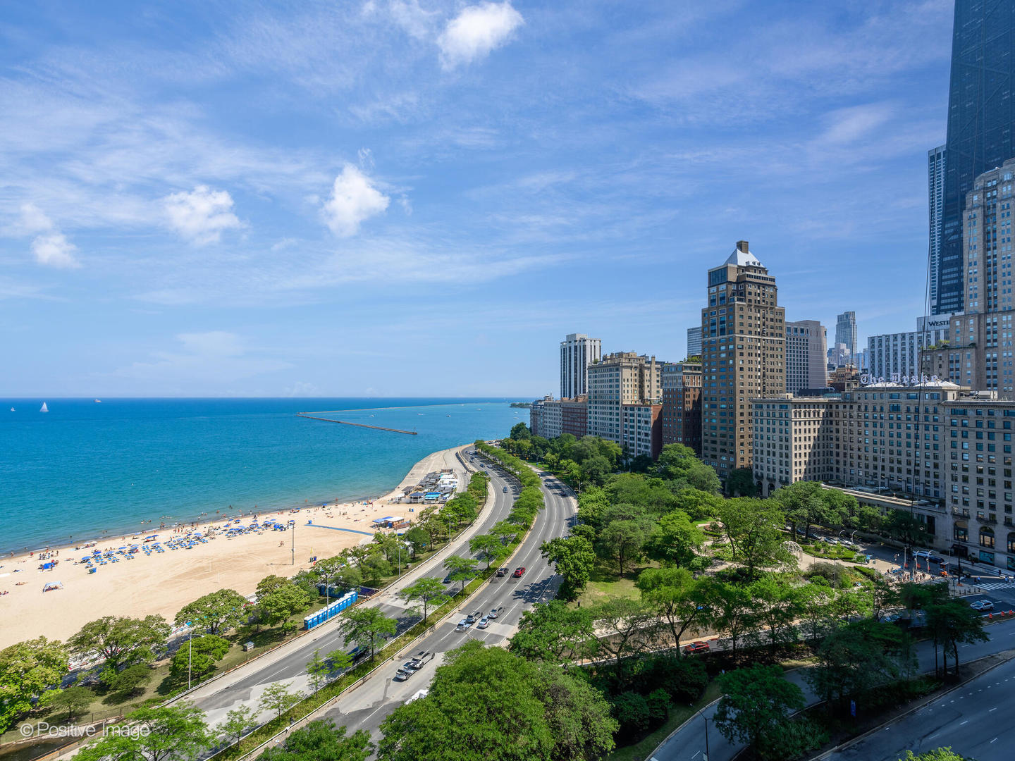 1040 North Lake Shore Drive, Unit 17D Chicago, IL 60611 - Photo 12 of 27 a view of a city with ocean