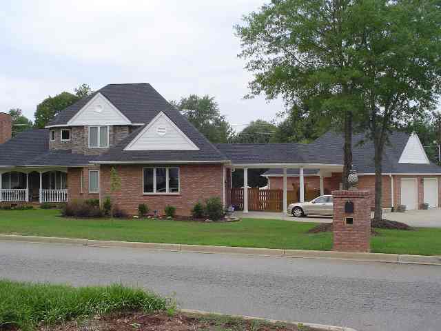 105 Arden Chase Anderson, SC 29621 - Photo 8 of 12 Gallery Image 8