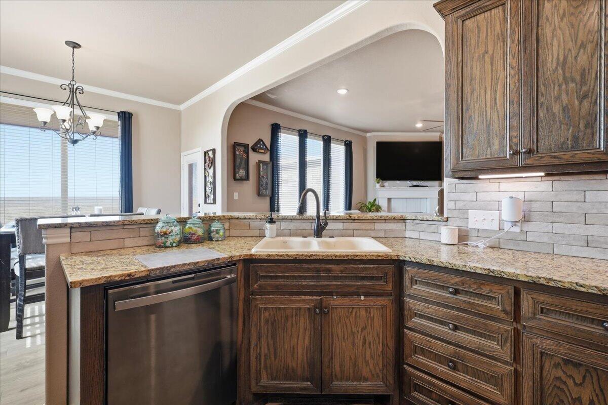 6846 Filly Road Lubbock, TX 79407 - Photo 14 of 47 14-6846_filly_road_014