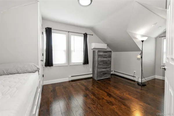 $2,400 | 39 Bay Shore Avenue, Bay Shore, NY 11706