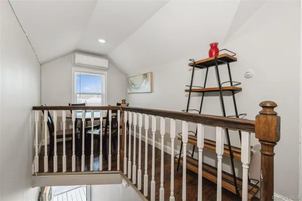 $2,400 | 39 Bay Shore Avenue, Bay Shore, NY 11706