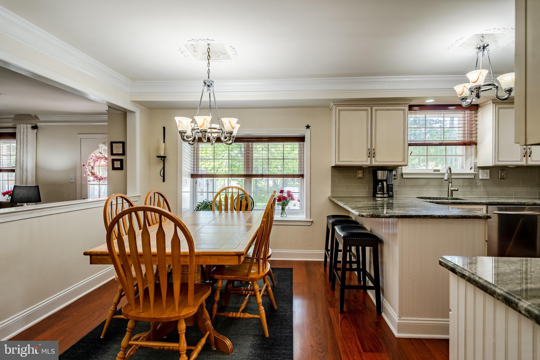 284 Magnolia Road Warminster, PA 18974 - Photo 13 of 53 Pristine and clean