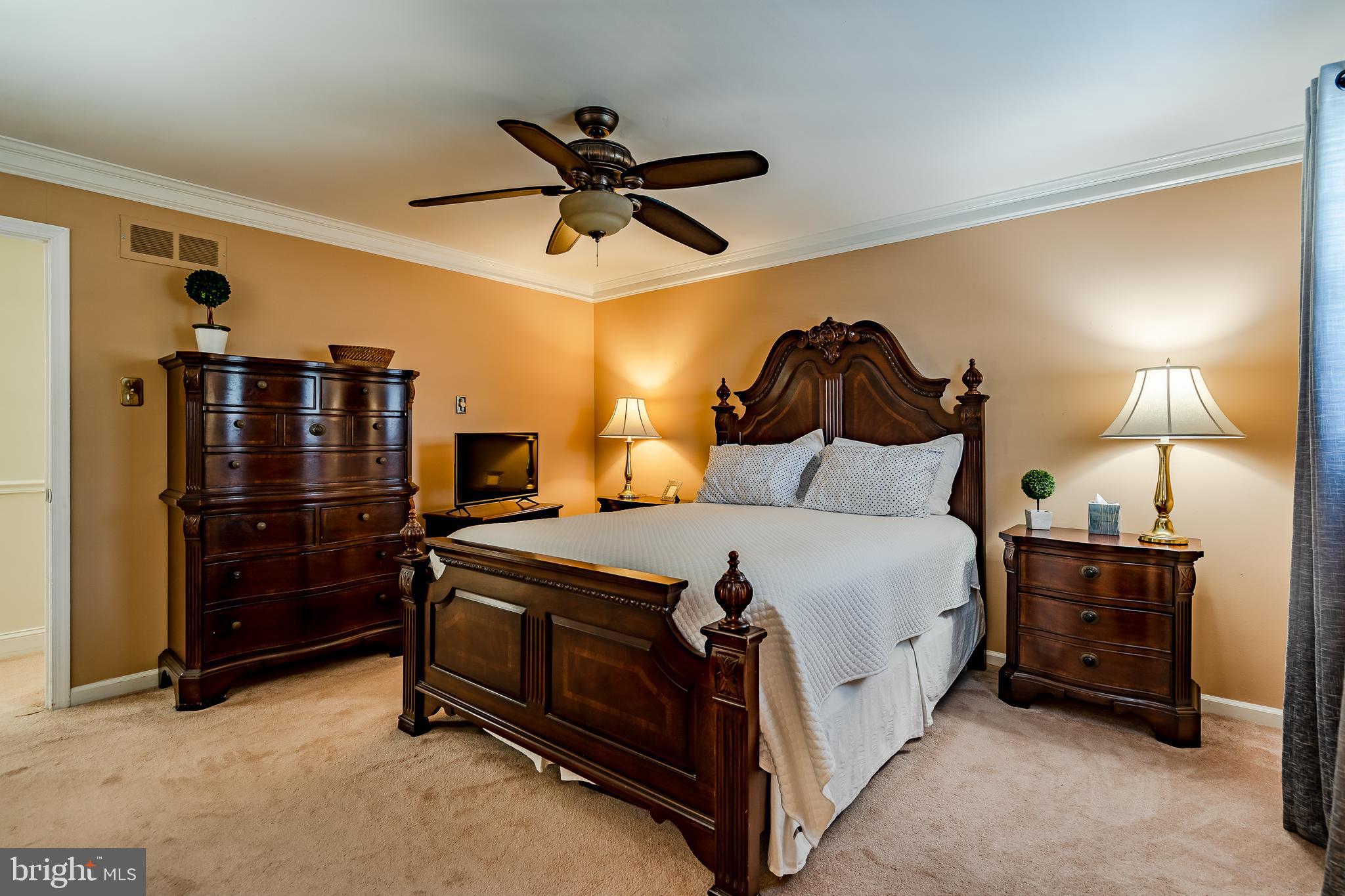 284 Magnolia Road Warminster, PA 18974 - Photo 34 of 53 Nice size
