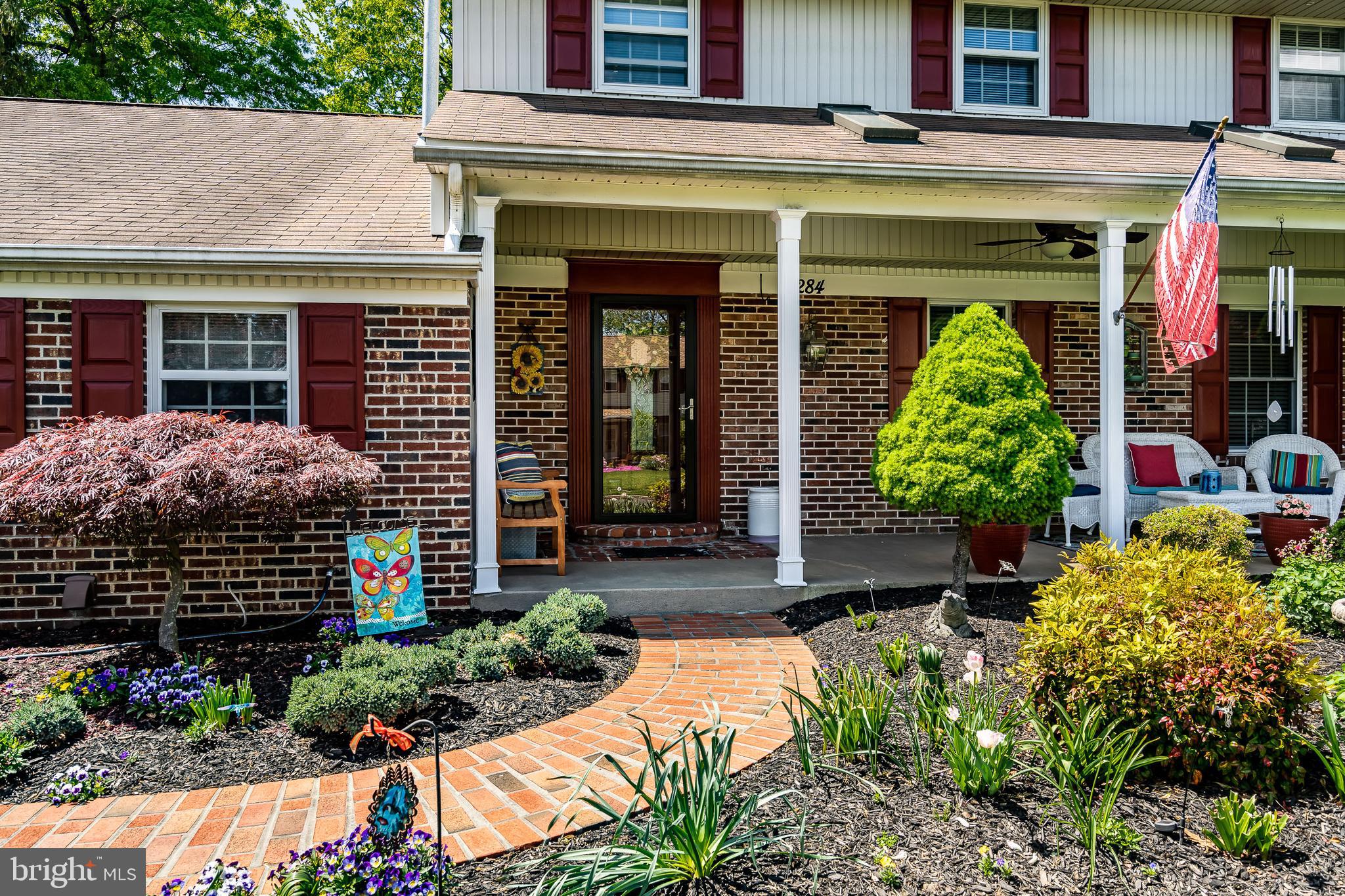 284 Magnolia Road Warminster, PA 18974 - Photo 44 of 53 Custom walkway