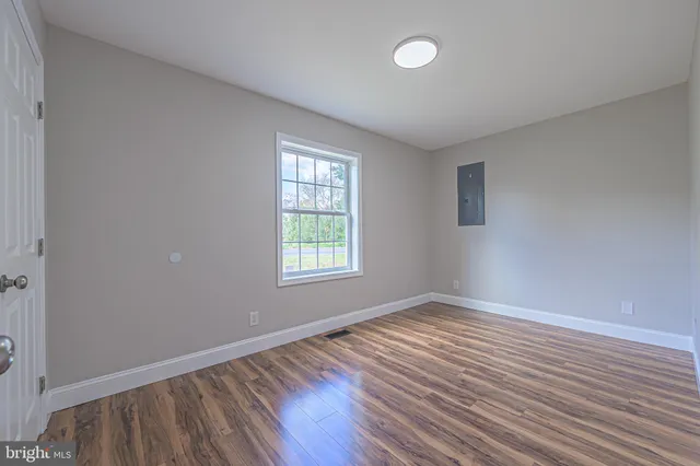 $299,900 | 252 West Park Drive, Bridgeton, NJ 08302