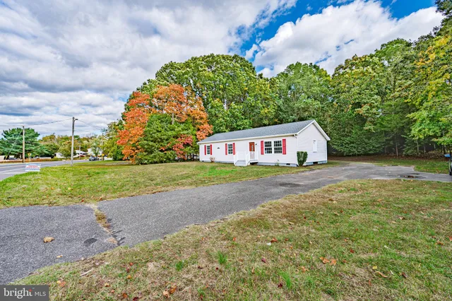 $299,900 | 252 West Park Drive, Bridgeton, NJ 08302