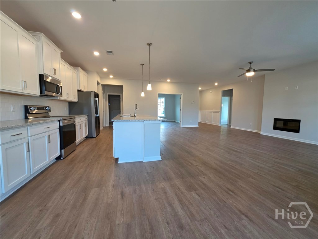170 Champlain Drive Pooler, GA 31322 - Photo 5 of 24