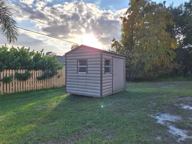 $2,300 | 941 Tarpon Avenue, Sebastian, FL 32958