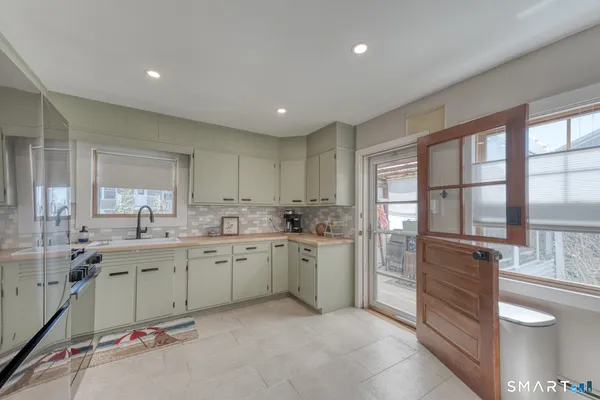 $449,000 | 17 Innsbruck Street, Milford, CT 06461