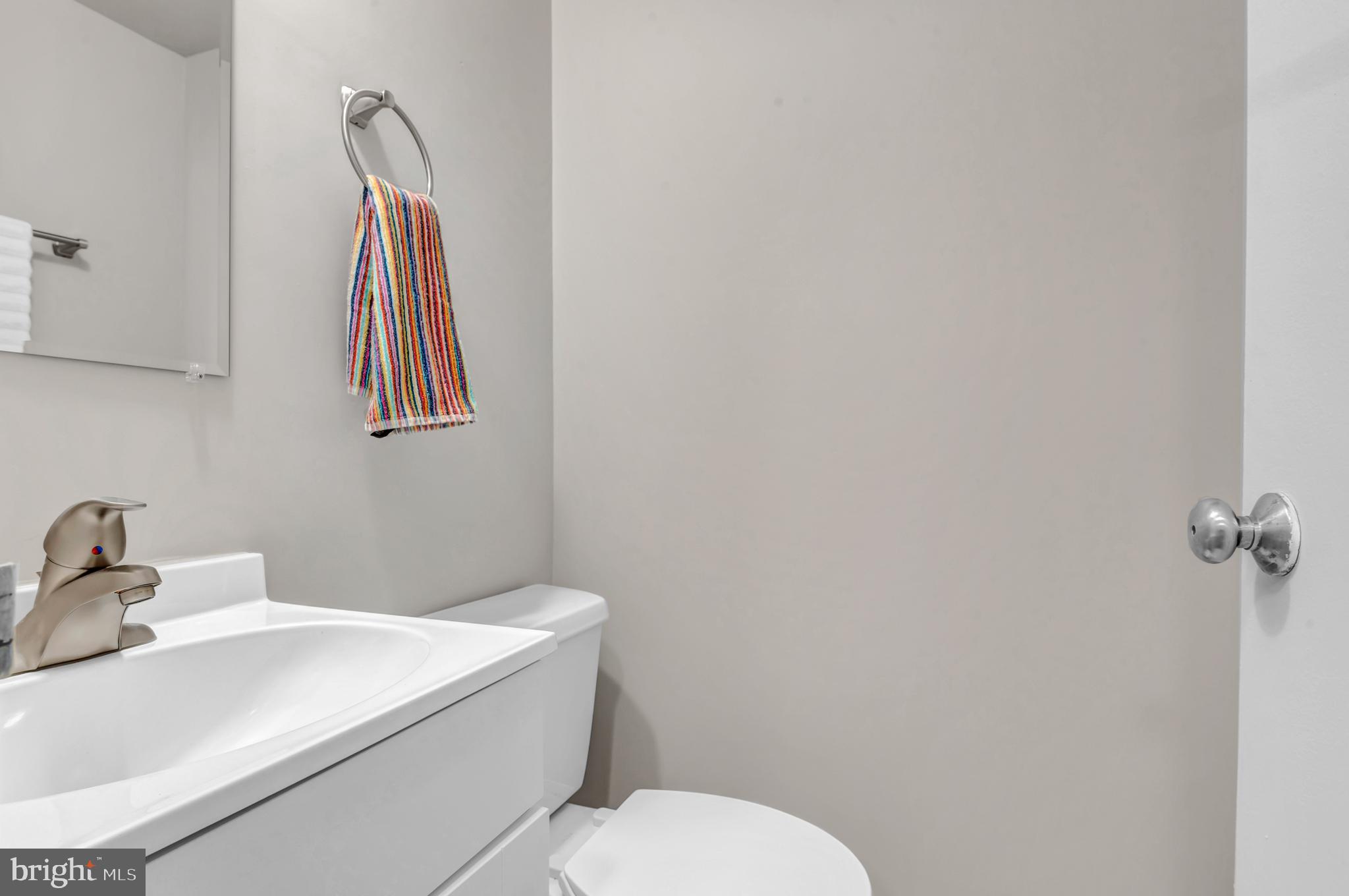 164 G Street Southwest, Unit 144 Washington, DC 20024 - Photo 8 of 71 Coveted first floor Powder Room