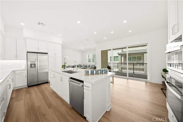 $5,300 | 121 Billings, Irvine, CA 92618