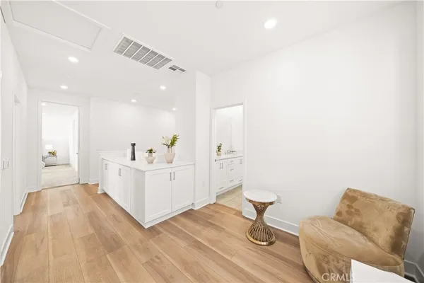 $5,300 | 121 Billings, Irvine, CA 92618