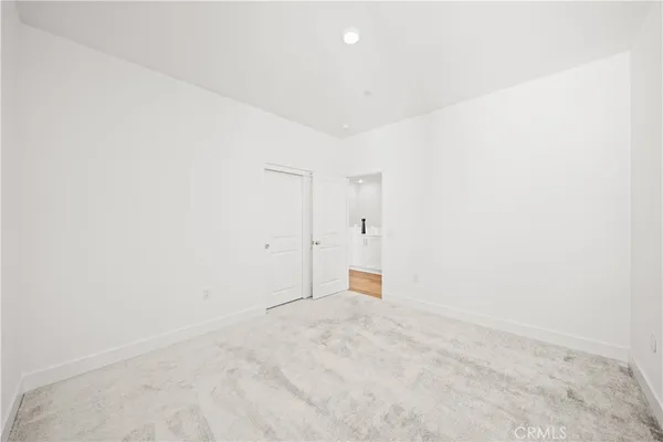 $5,300 | 121 Billings, Irvine, CA 92618