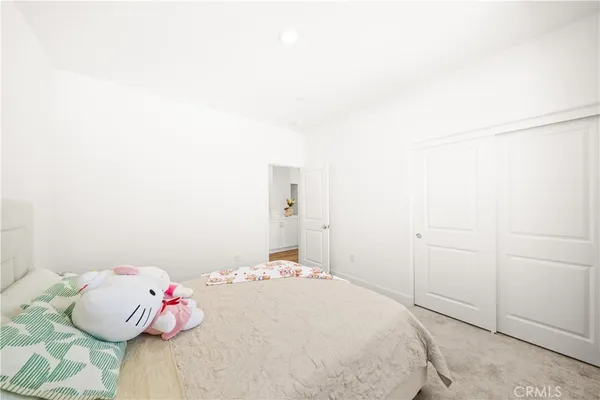 $5,300 | 121 Billings, Irvine, CA 92618