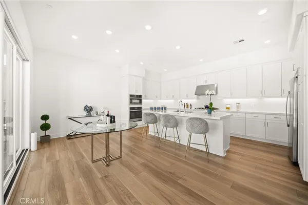 $5,300 | 121 Billings, Irvine, CA 92618