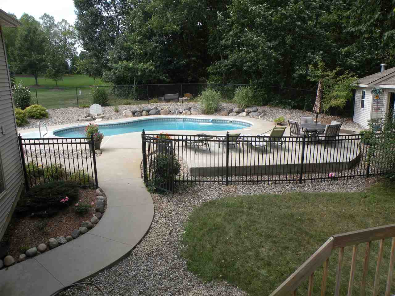 14101 Puff Road Fort Wayne, IN 46845 - Photo 7 of 23