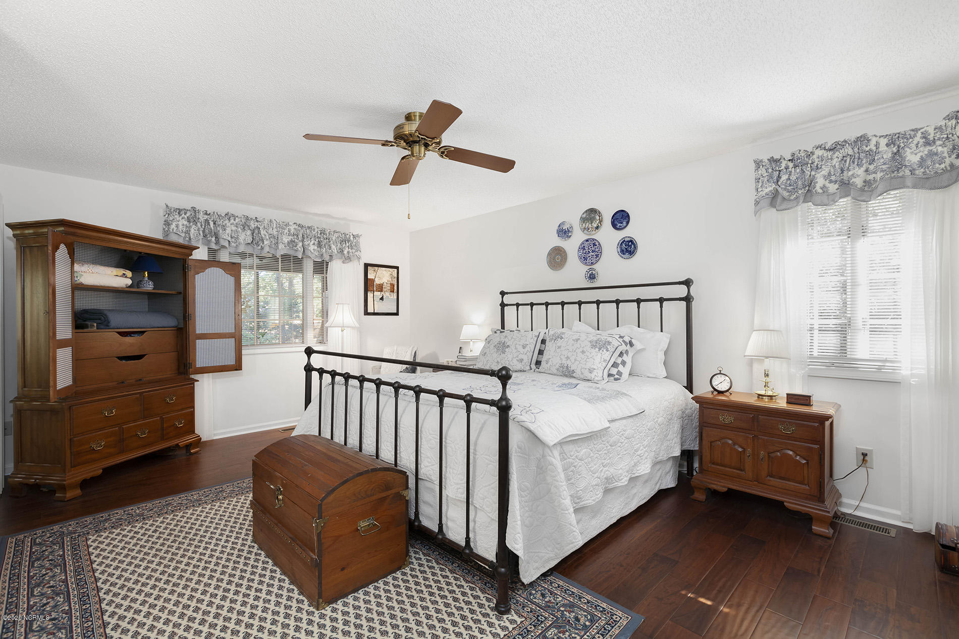 403 Ravenswood Road Hampstead, NC 28443 - Photo 29 of 54 Ravenswood 403 11mbr-Bev_7519-CR2