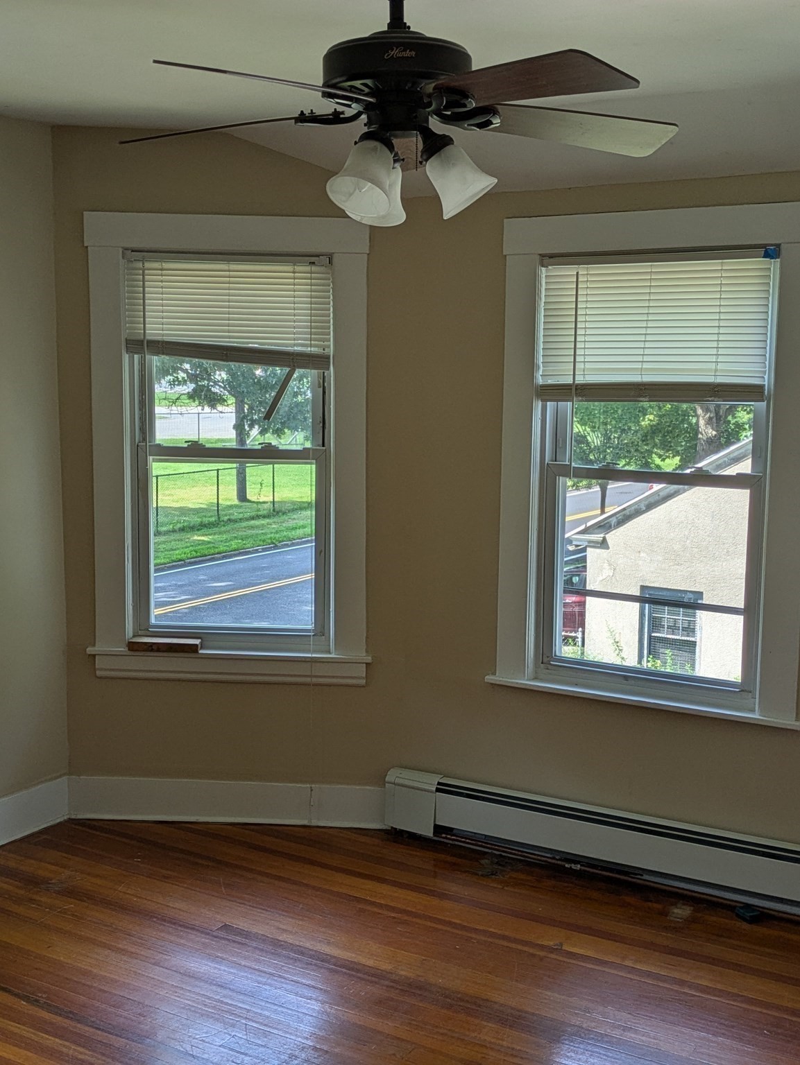 210 Albemarle Street Springfield, MA 01109 - Photo 11 of 19 Gallery Image 11