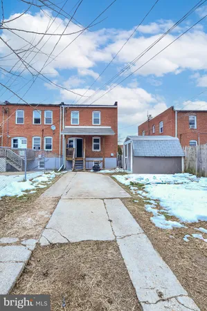 $1,595 | 2926 Yorkway, Unit 1, Baltimore, MD 21222