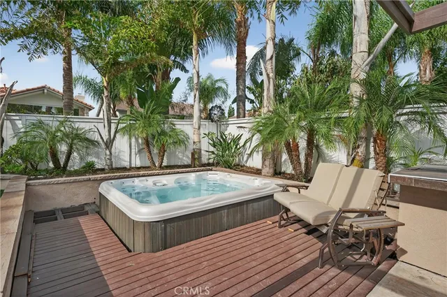 $2,348,000 | 10 Calais, Irvine, CA 92602