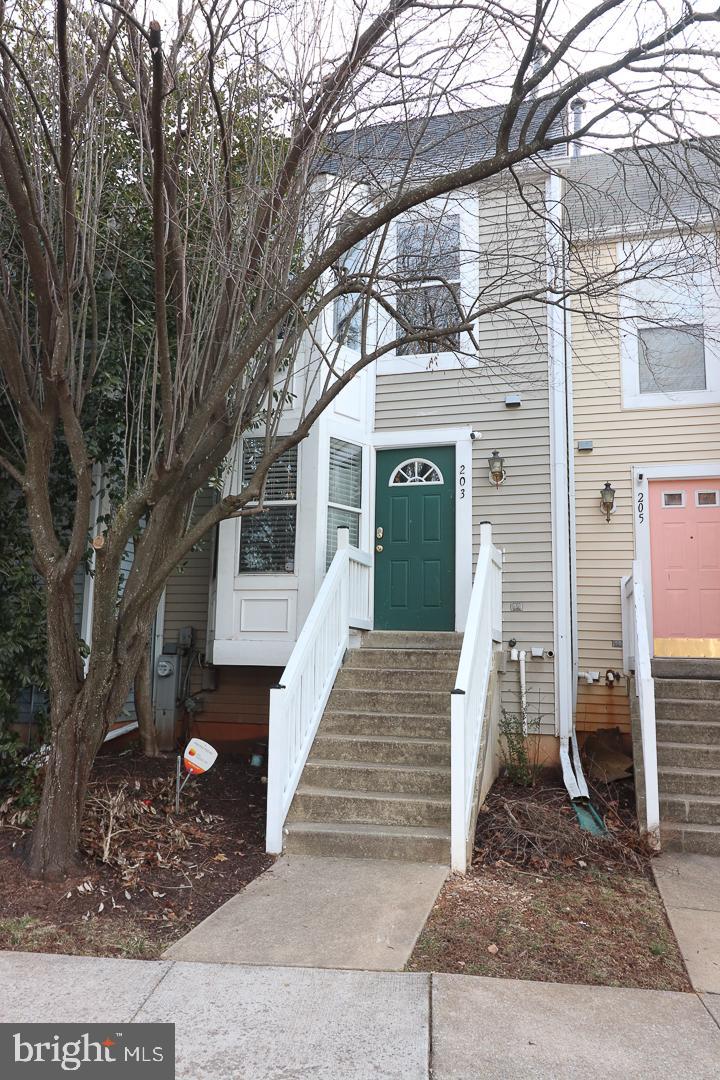 203 Sycamore Ridge Road Laurel, MD 20724 - Photo 2 of 52 Gallery Image 2