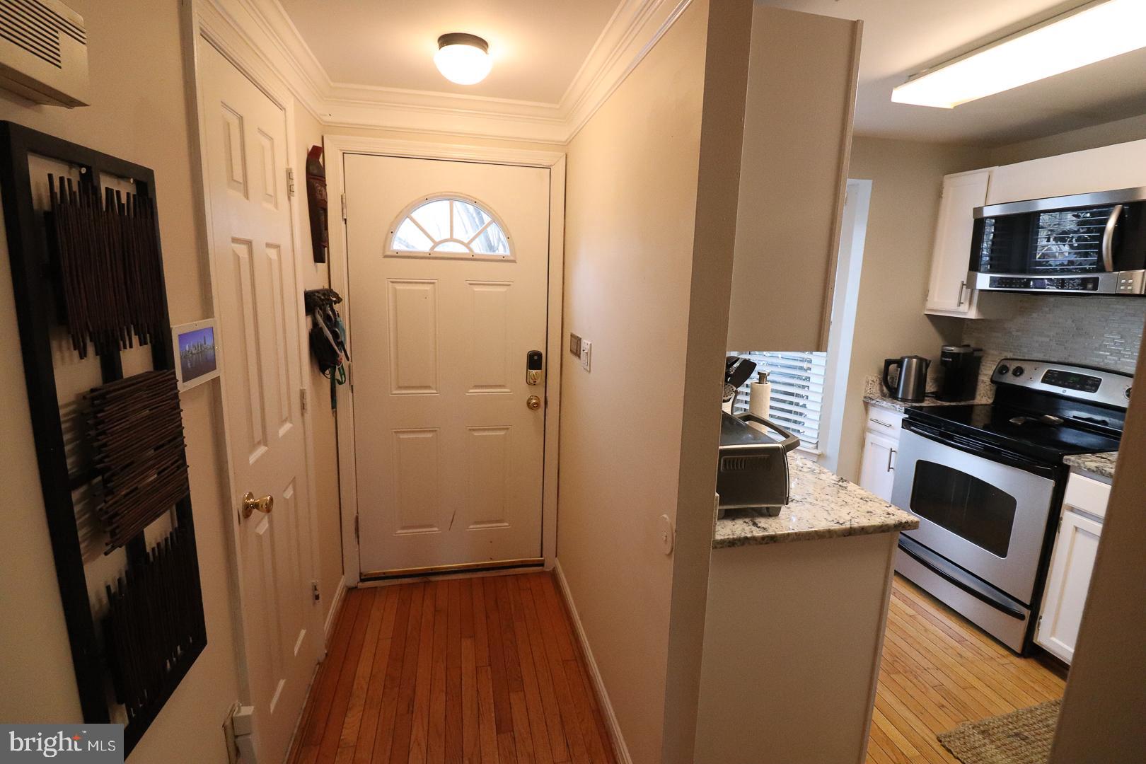 203 Sycamore Ridge Road Laurel, MD 20724 - Photo 5 of 52 Gallery Image 5