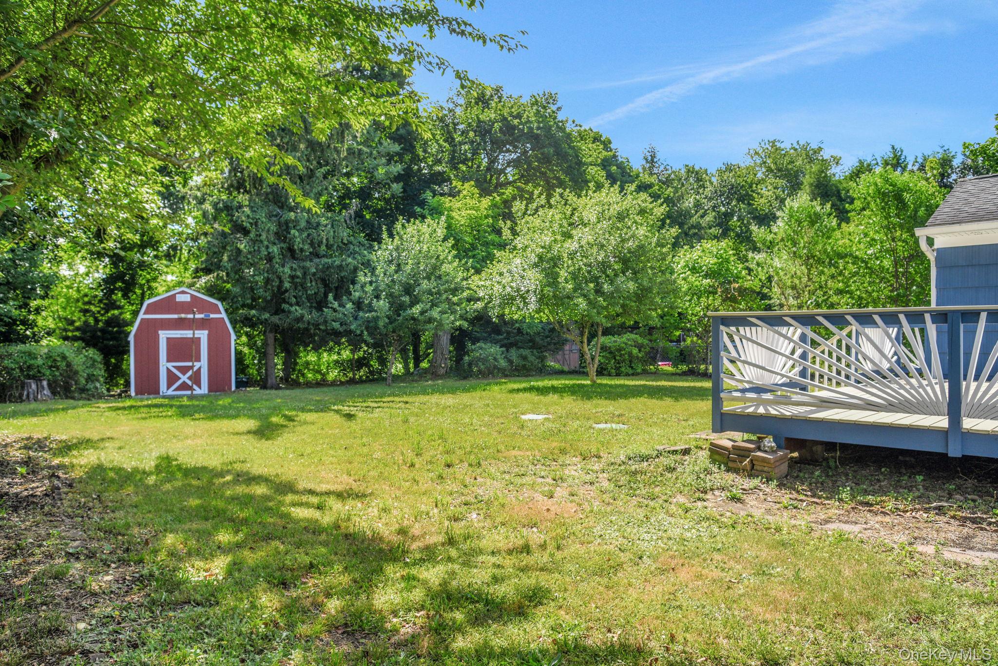 22 Greenvale Farms Road Poughkeepsie, NY 12603 - Photo 33 of 37