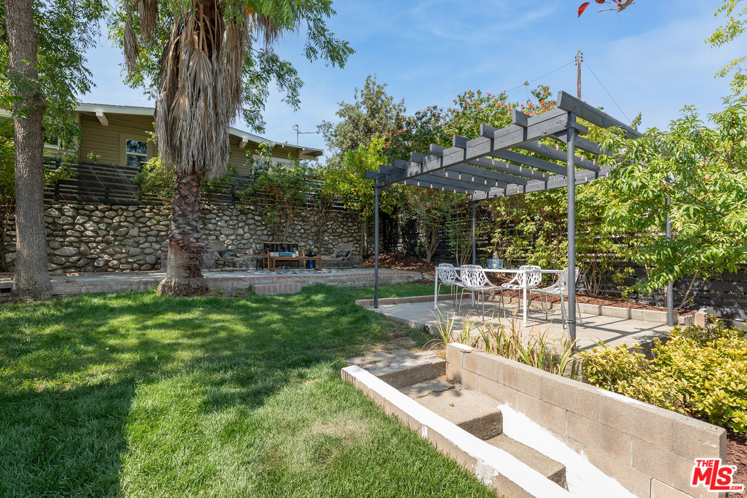 4870 Stratford Road Los Angeles, CA 90042 - Photo 19 of 30