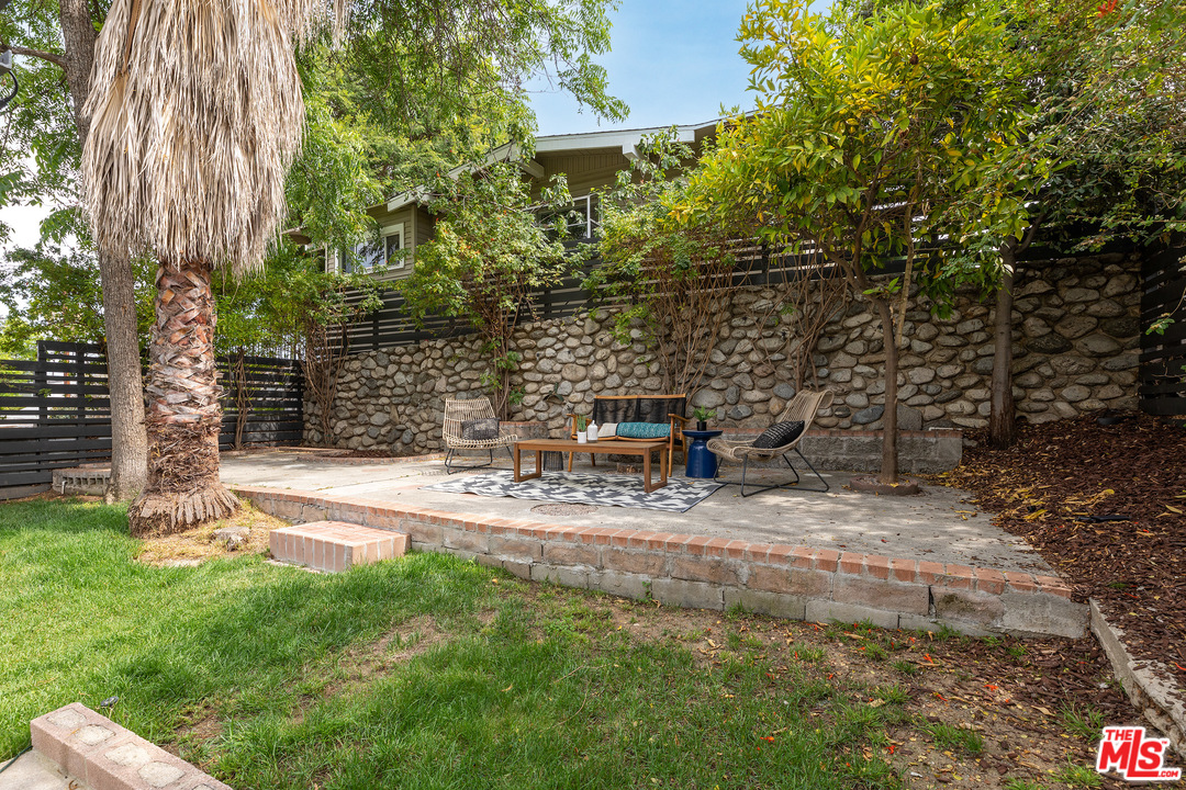 4870 Stratford Road Los Angeles, CA 90042 - Photo 23 of 30