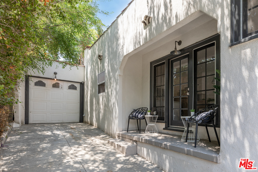 4870 Stratford Road Los Angeles, CA 90042 - Photo 26 of 30